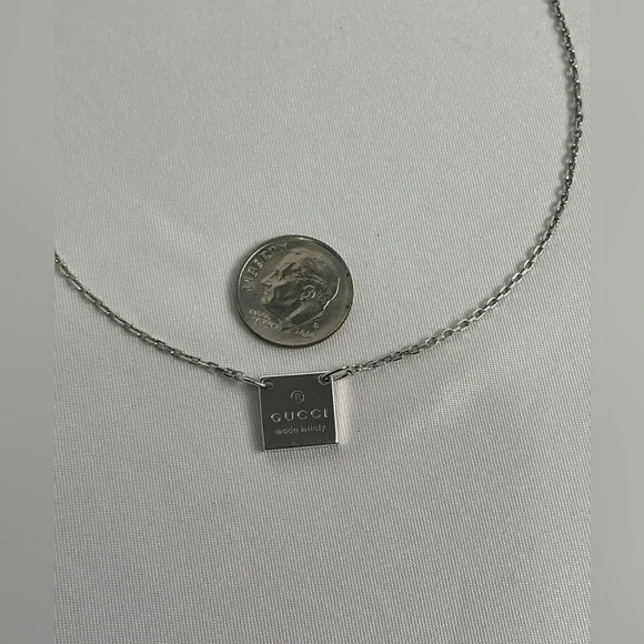 Authentic Gucci Square Plate Tag Pendant 925 Silver Necklace Signature Clasp - Picture 13 of 14